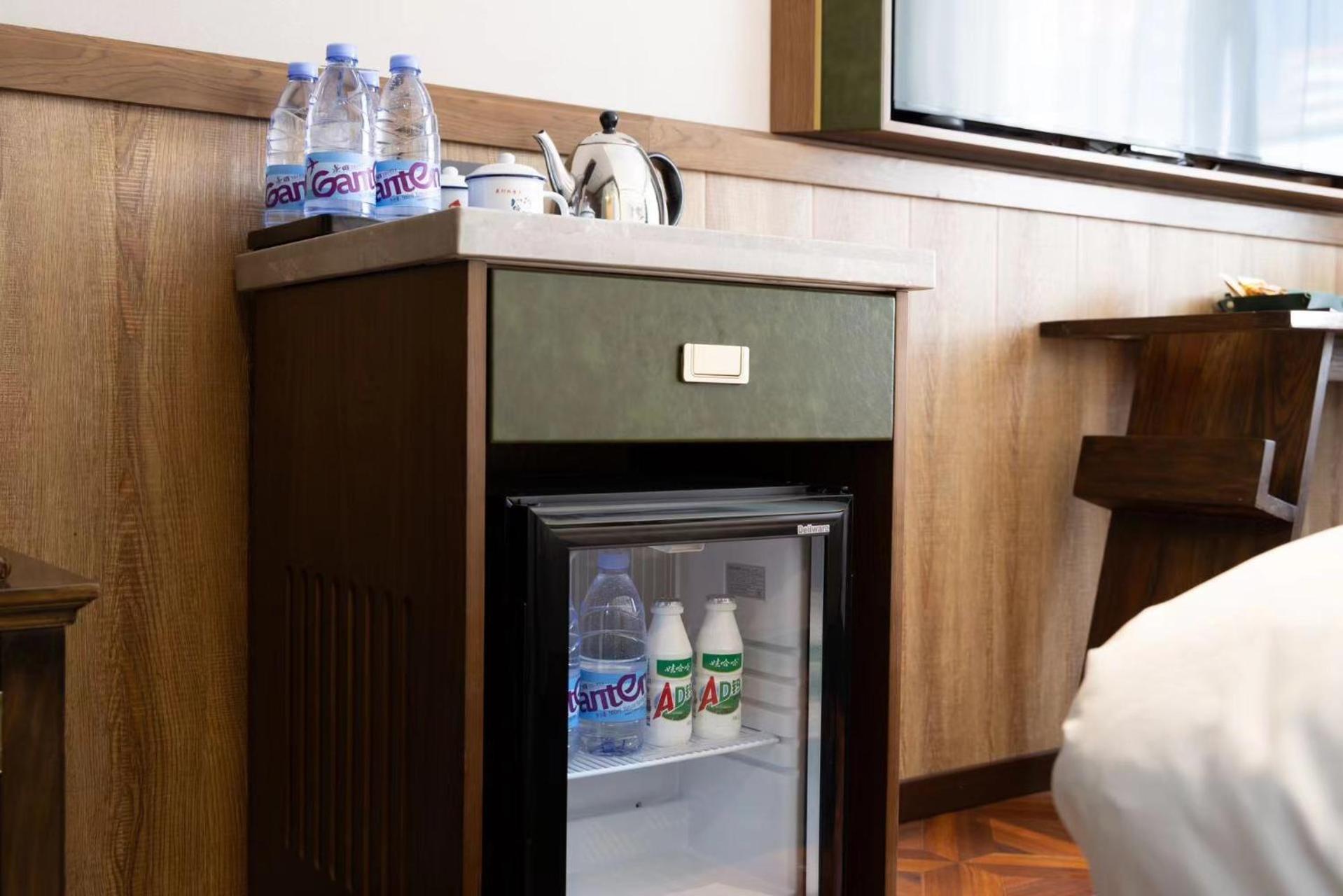 Nost Algia Hotel Near Beijing Panjiayuan Antique Market- Beijing Happy Valley, Cbd, China Zun And Sanlitun, Tian'Anmen Square, Free Ice Cream, Mineral Water, Coffee, Snacks And Laundry Service, Free Gymnastic, English Communication Well Экстерьер фото