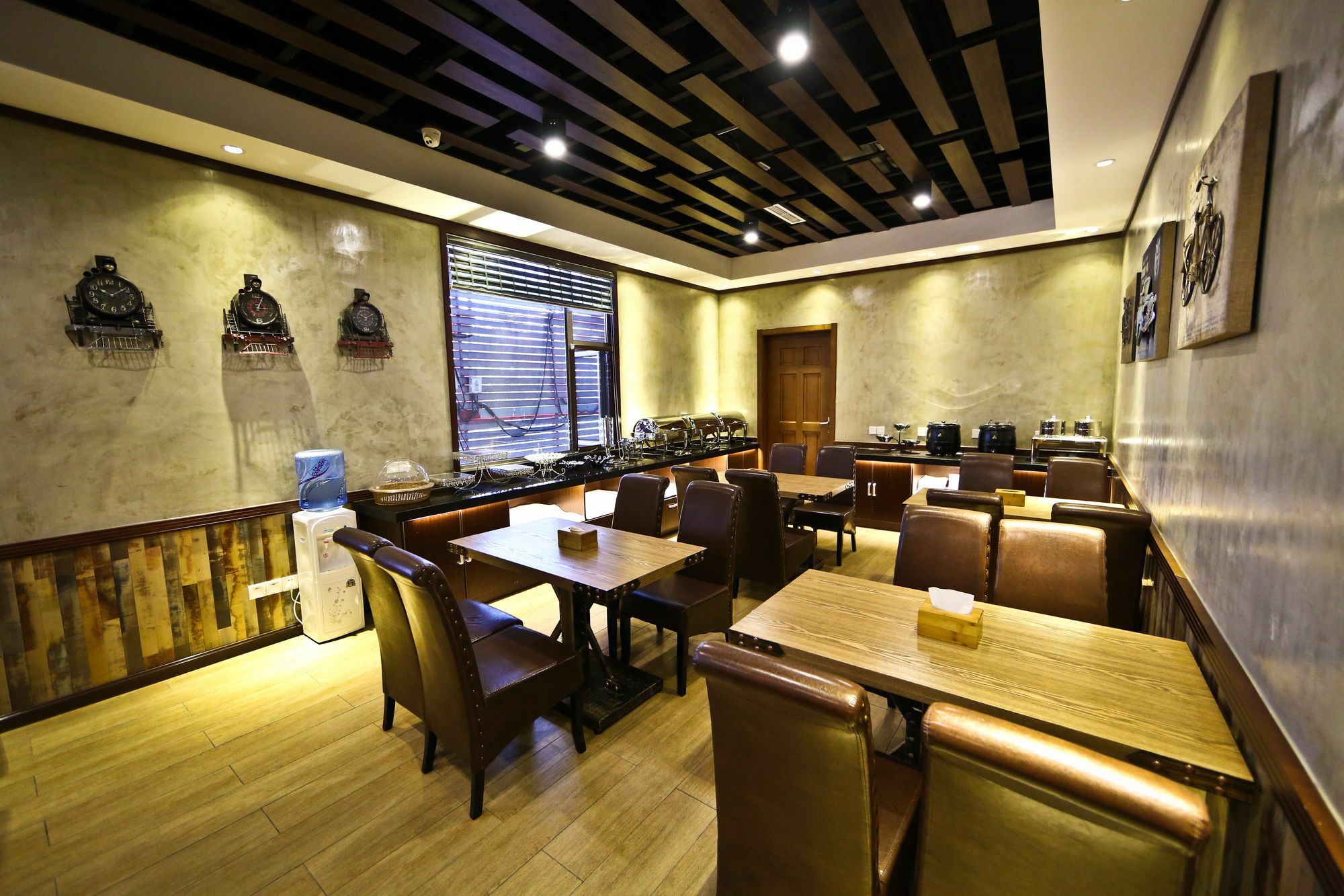 Nost Algia Hotel Near Beijing Panjiayuan Antique Market- Beijing Happy Valley, Cbd, China Zun And Sanlitun, Tian'Anmen Square, Free Ice Cream, Mineral Water, Coffee, Snacks And Laundry Service, Free Gymnastic, English Communication Well Экстерьер фото