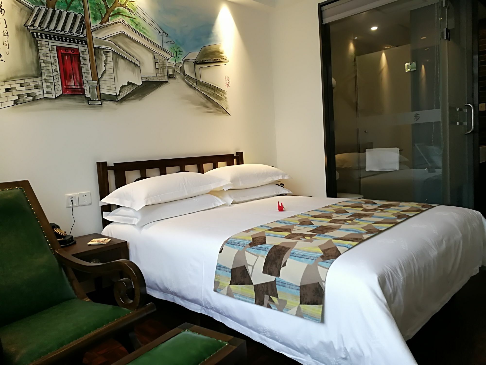 Nost Algia Hotel Near Beijing Panjiayuan Antique Market- Beijing Happy Valley, Cbd, China Zun And Sanlitun, Tian'Anmen Square, Free Ice Cream, Mineral Water, Coffee, Snacks And Laundry Service, Free Gymnastic, English Communication Well Экстерьер фото