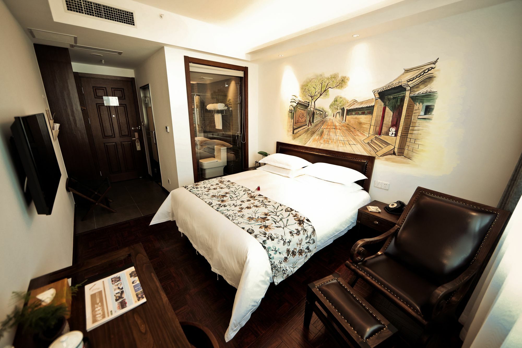 Nost Algia Hotel Near Beijing Panjiayuan Antique Market- Beijing Happy Valley, Cbd, China Zun And Sanlitun, Tian'Anmen Square, Free Ice Cream, Mineral Water, Coffee, Snacks And Laundry Service, Free Gymnastic, English Communication Well Экстерьер фото